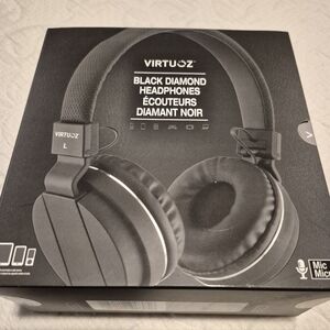 Virtuoz black Diamond Head Phones New in box unused